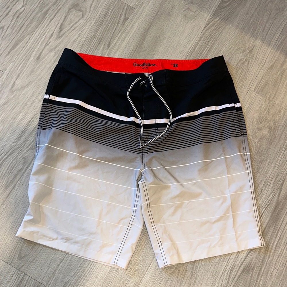 Goodfellow & Co Men's Black and White Board Shorts